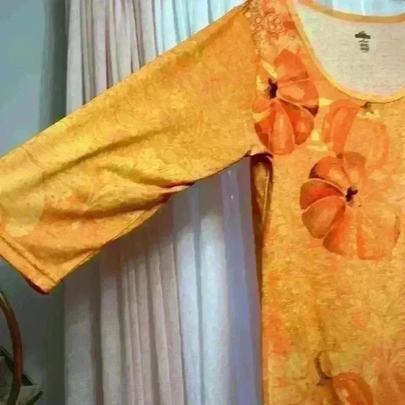 Halloween lightweight tee 3/4 sleeves 18W/20W 2X worn once item# Z - Picture 3 of 7